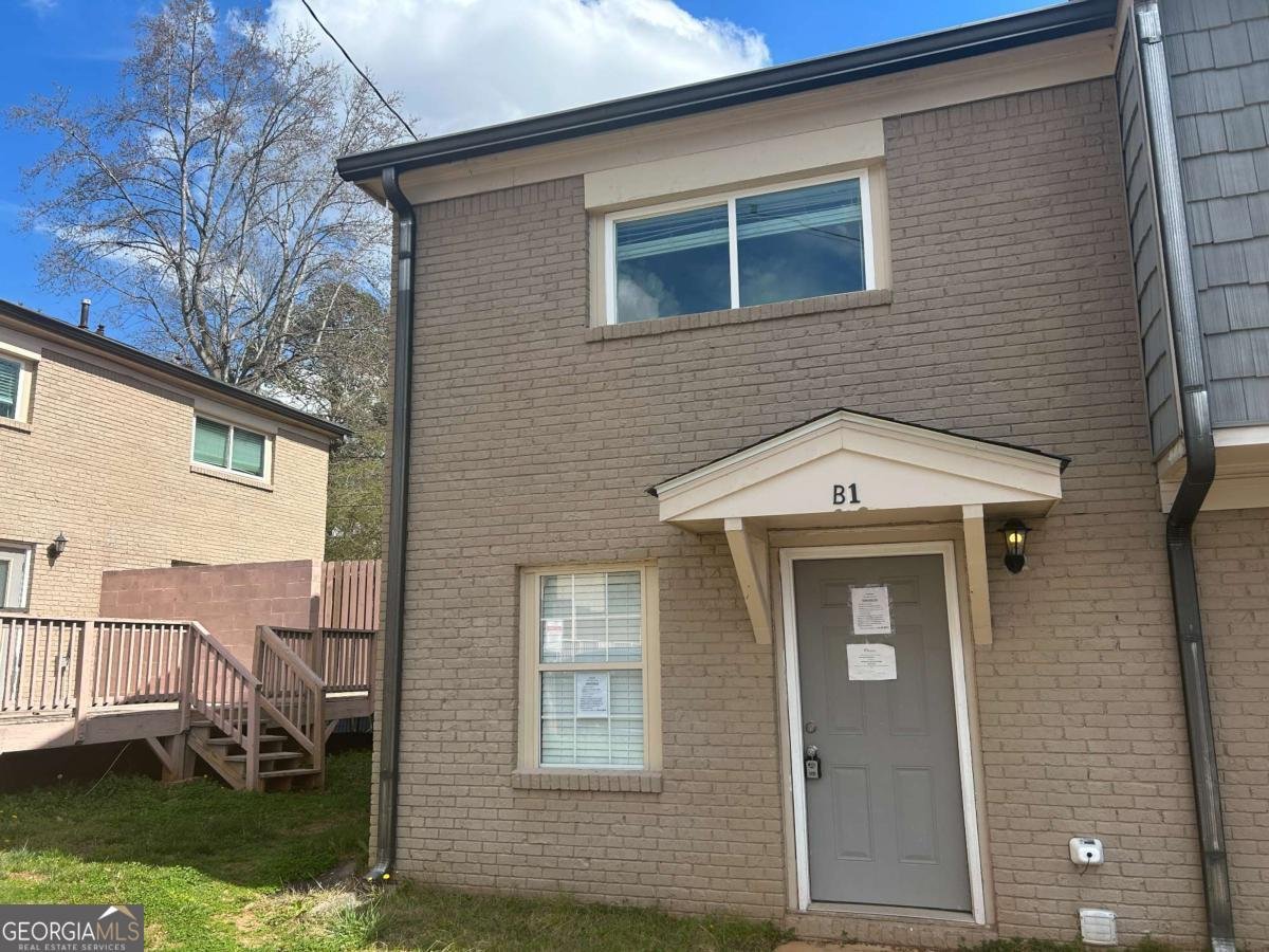 2604 Campbellton Road Atlanta - main photo