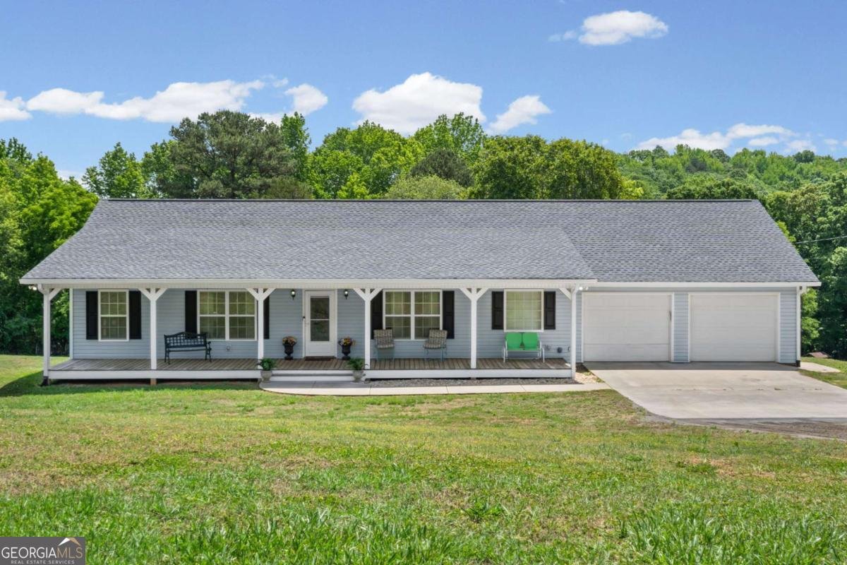 7240 Anderson Lake Road Dawsonville - main photo