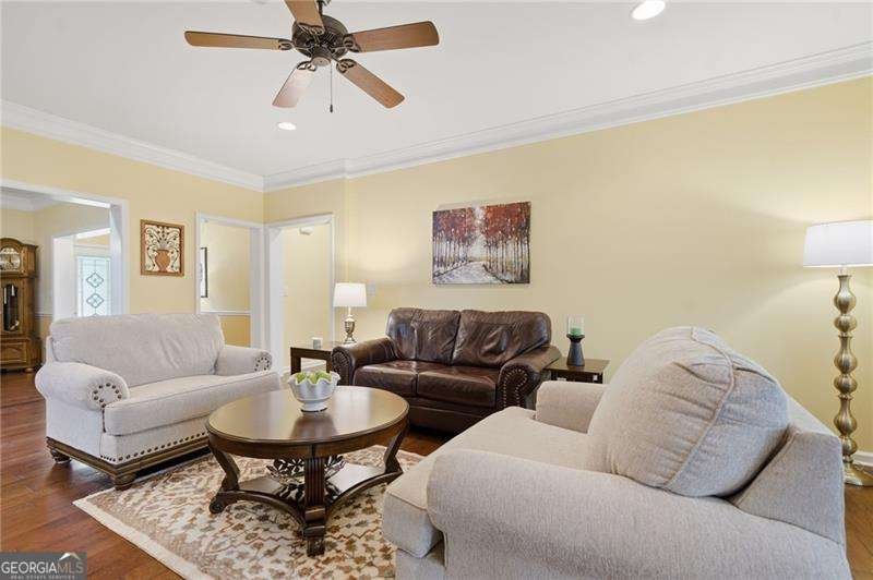 424 Larkspur Drive Canton - Photo 10