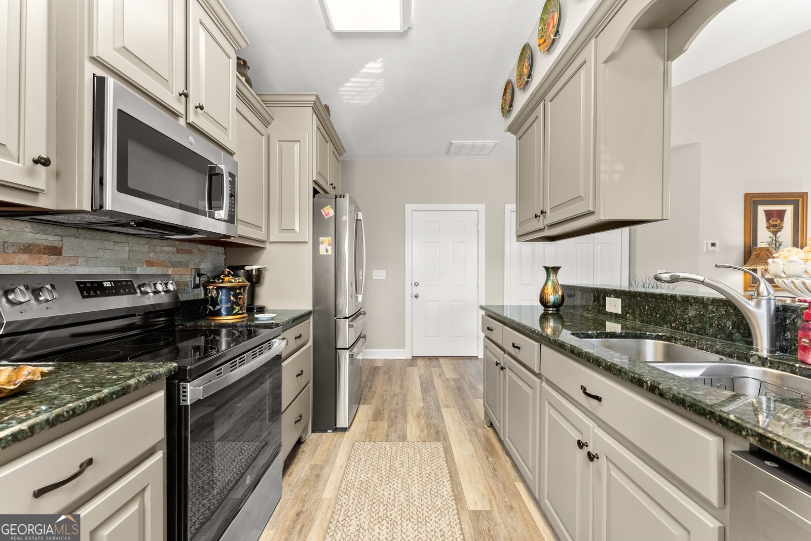 92 Colonial Drive Cleveland - Photo 6