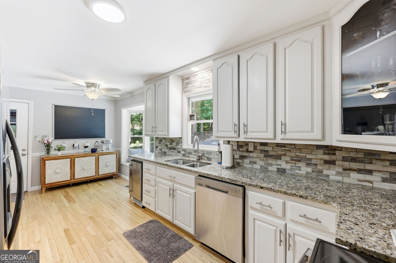 3928 Lake Court Gainesville - Photo 13