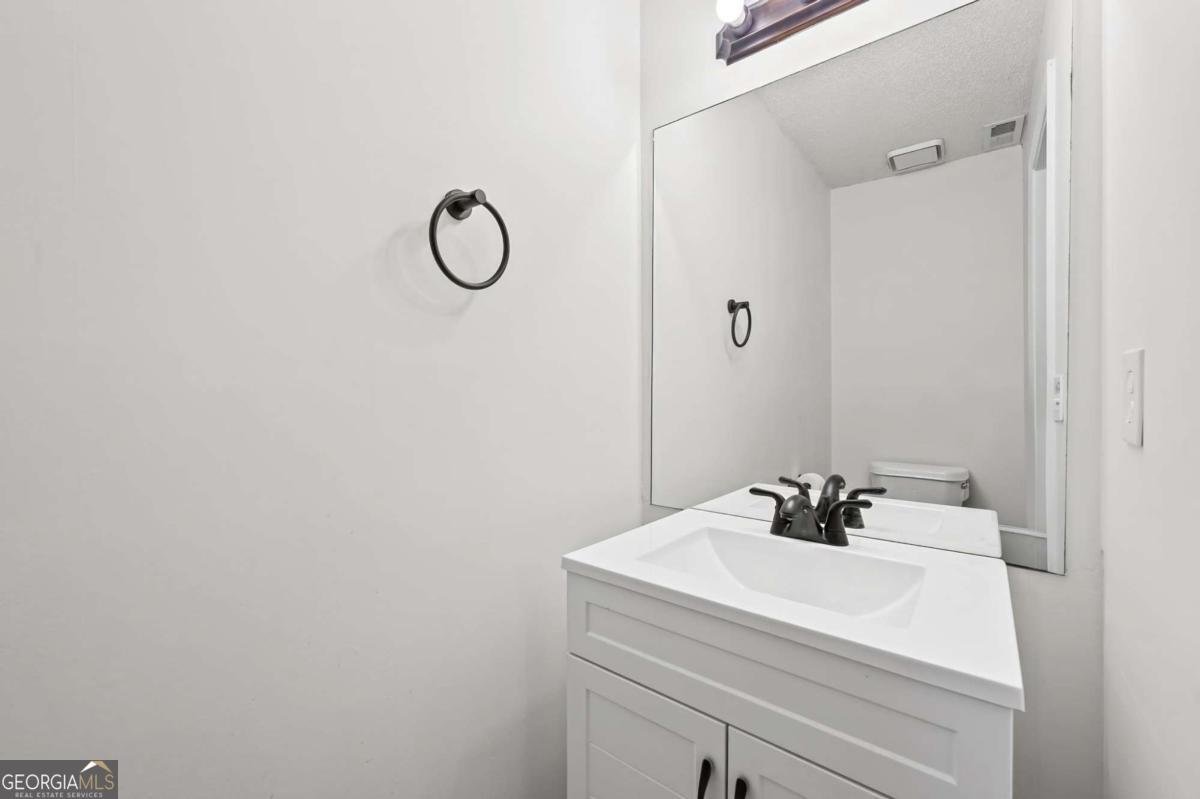 579 Northridge Crossing Drive Atlanta - Photo 19