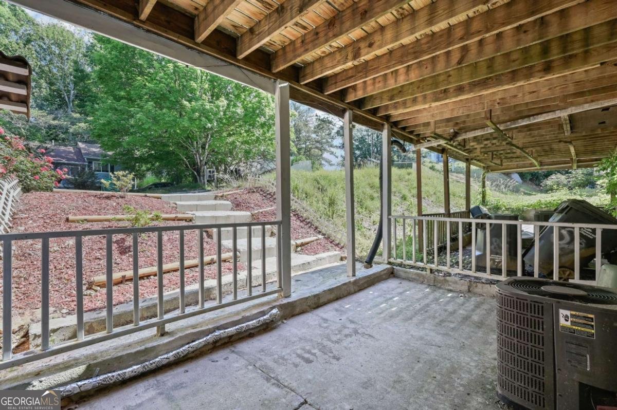 579 Northridge Crossing Drive Atlanta - Photo 35
