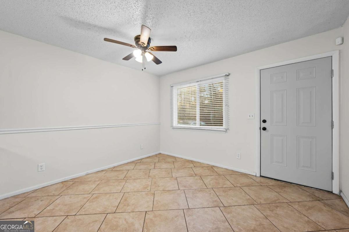 579 Northridge Crossing Drive Atlanta - Photo 9