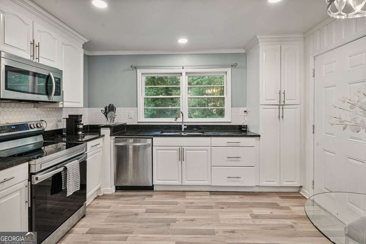 3599 Saturn Drive Atlanta - Photo 8