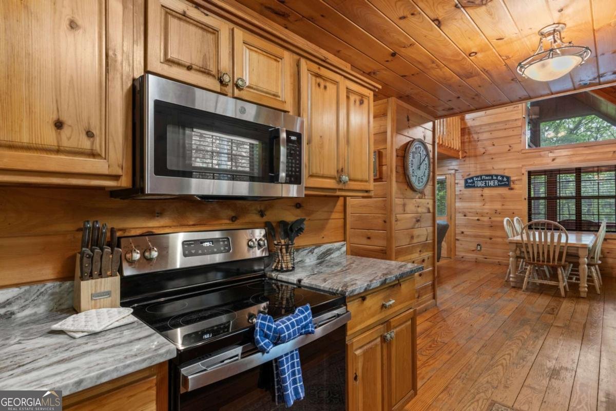 294 Oakwood Trail Mineral Bluff - Photo 18