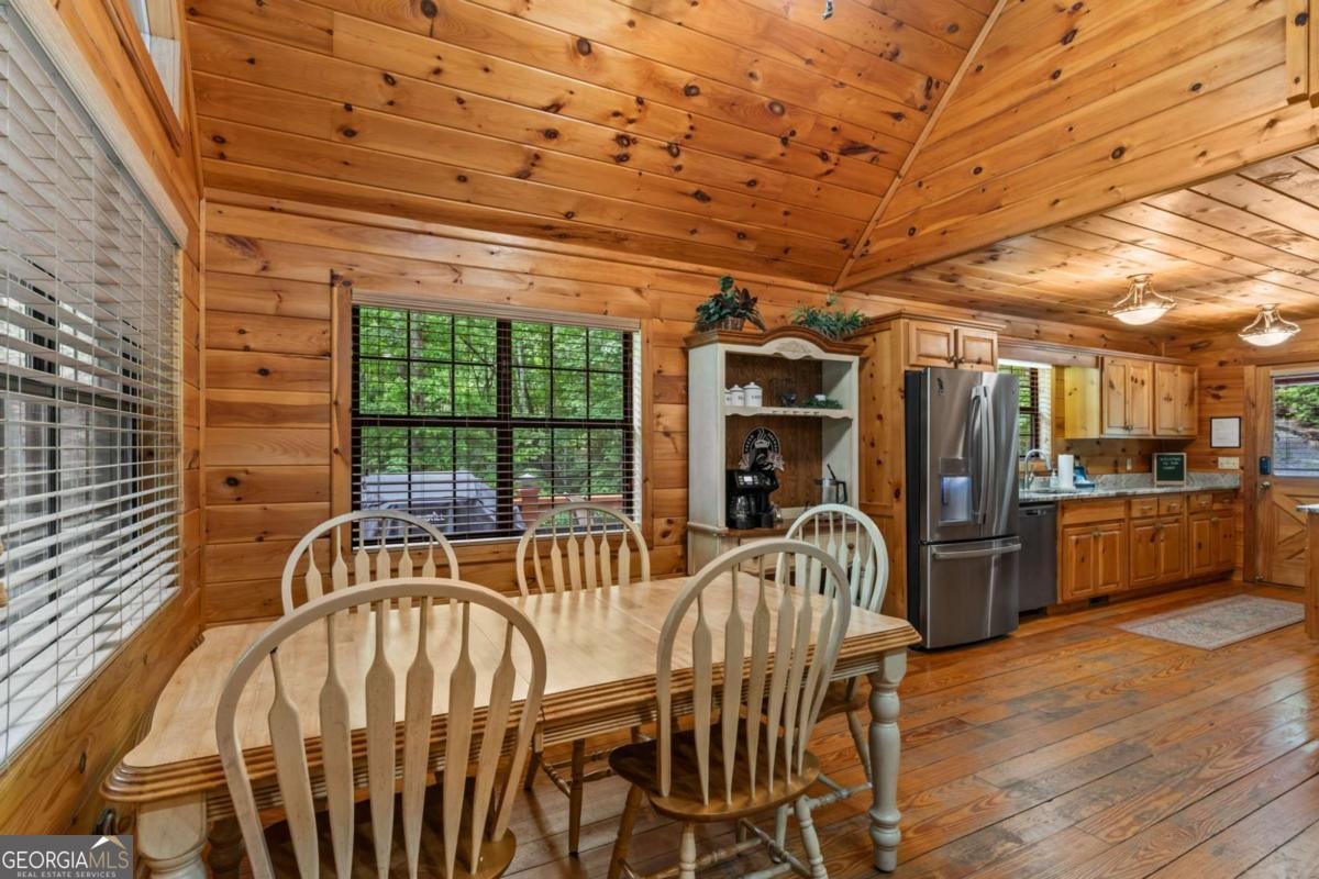 294 Oakwood Trail Mineral Bluff - Photo 20