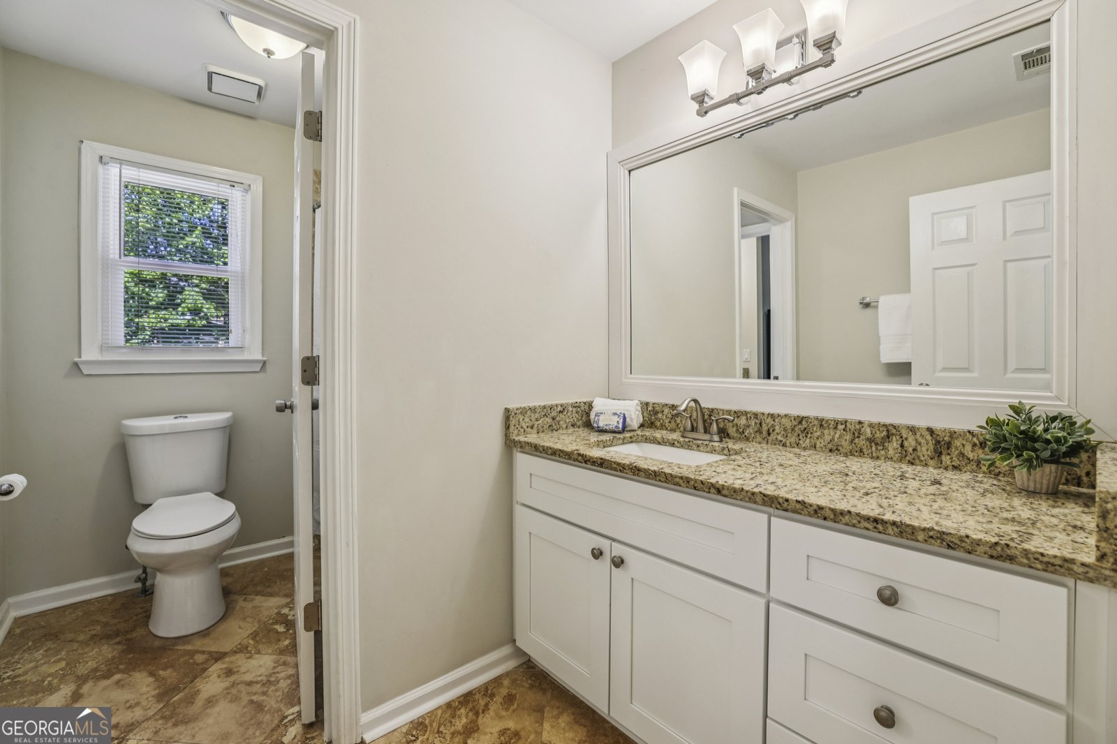 240 Amberton Court Johns Creek - Photo 23