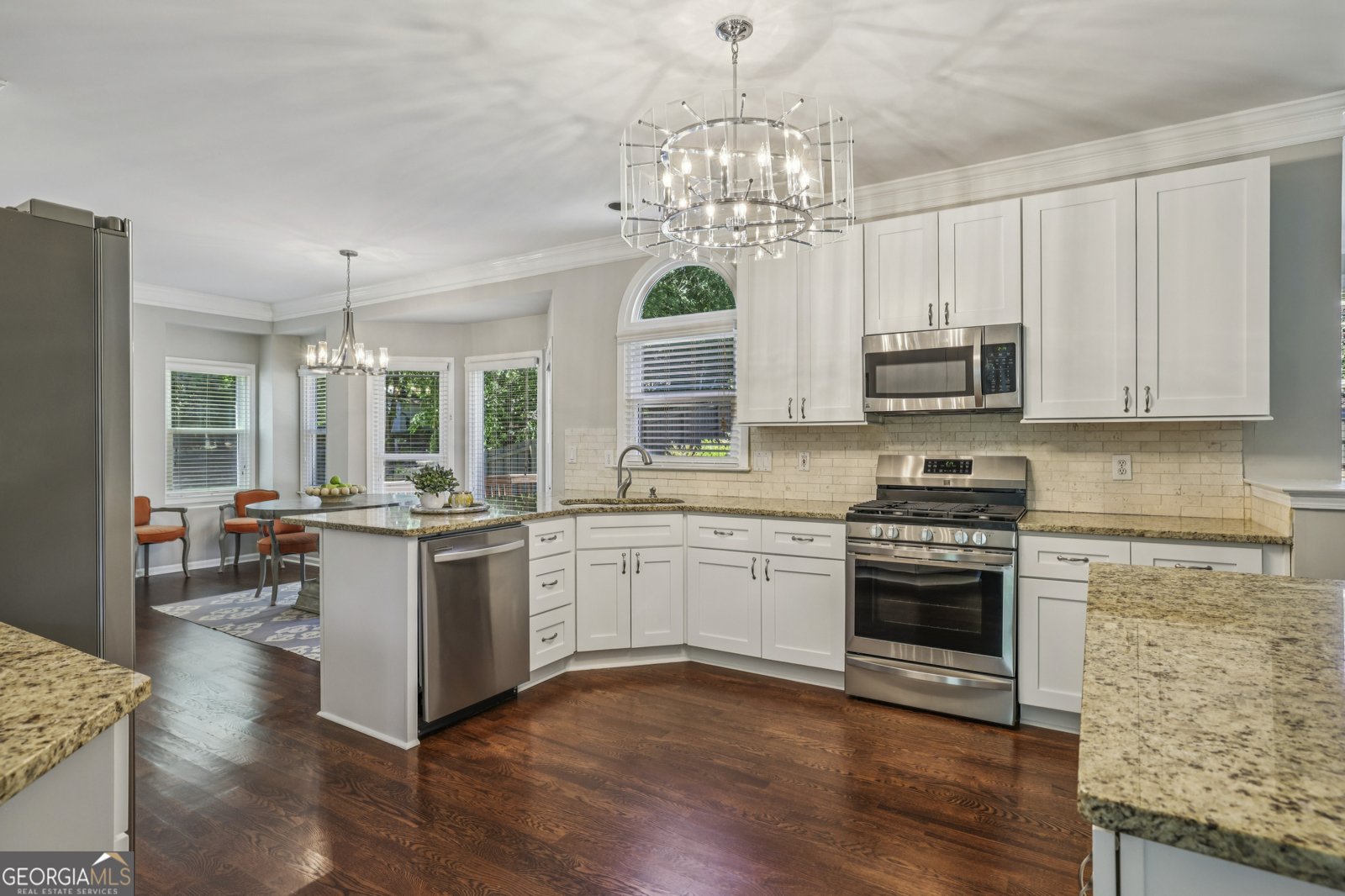 240 Amberton Court Johns Creek - Photo 8