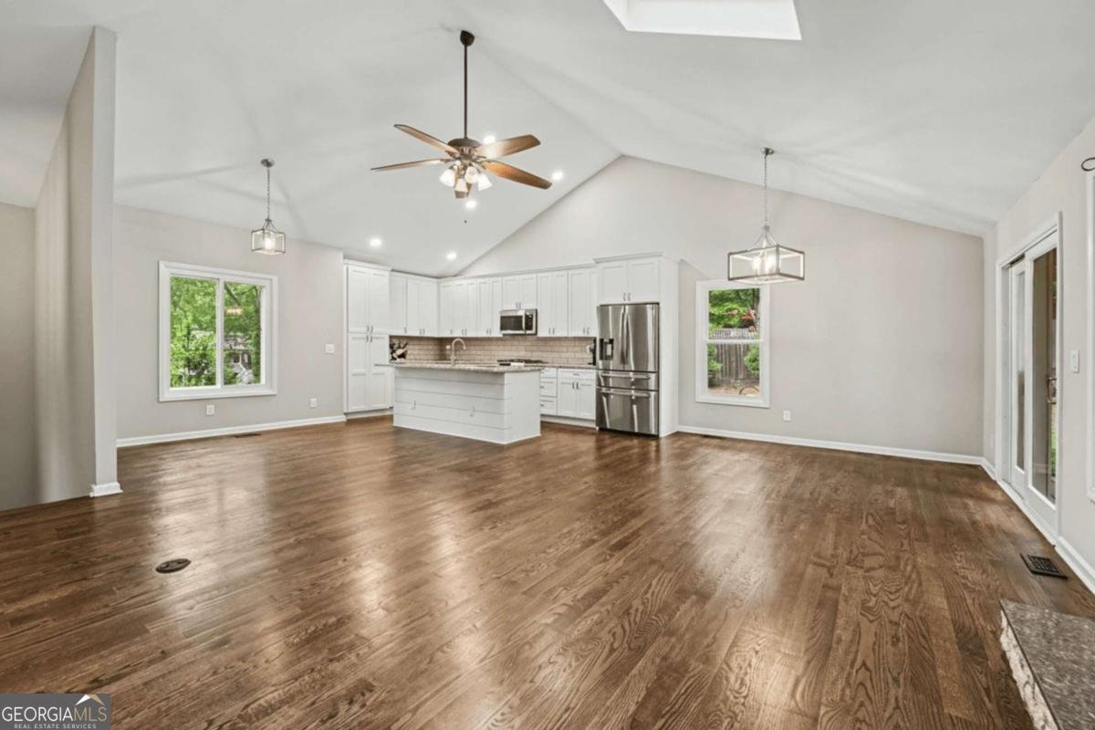 2708 Hawk Drive Marietta - Photo 7