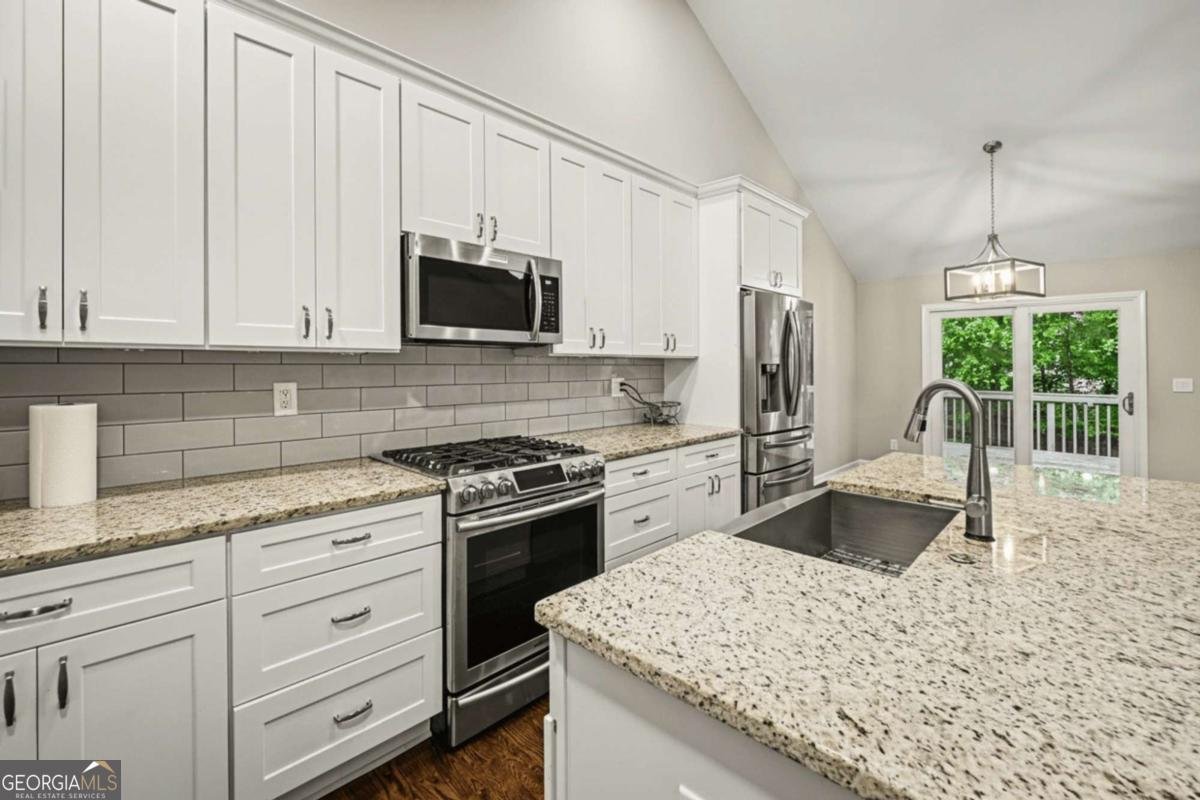 2708 Hawk Drive Marietta - Photo 8