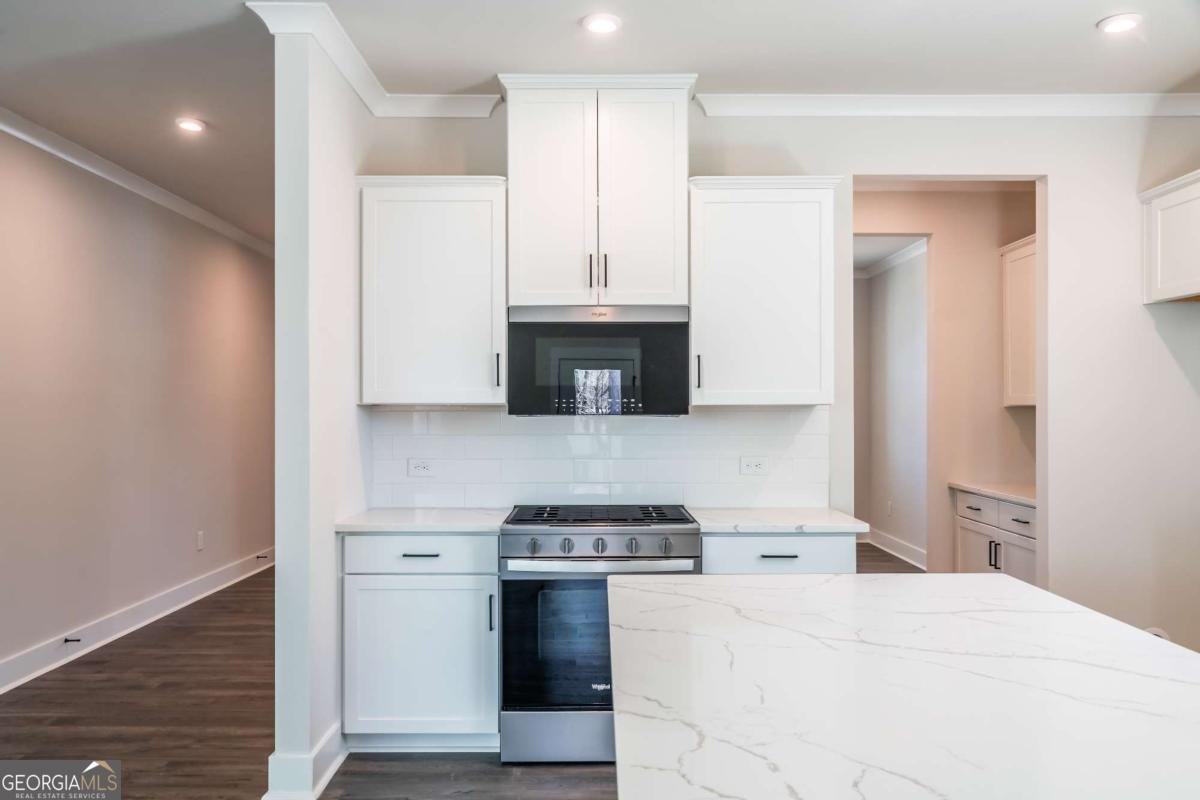 180 Henley Street Canton - Photo 15