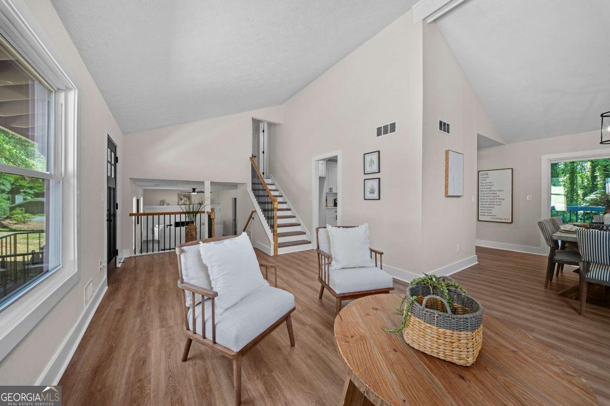 712 Overland Trail Woodstock - Photo 9