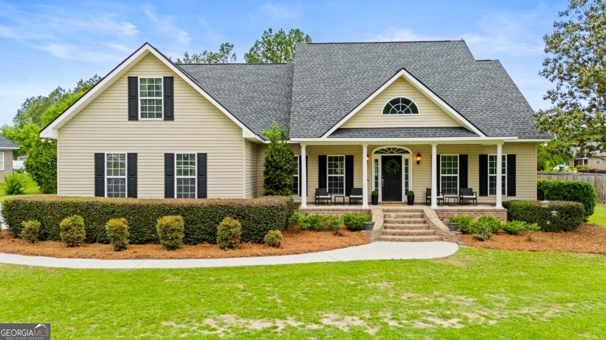 9027 Oakfield Drive Statesboro - main photo