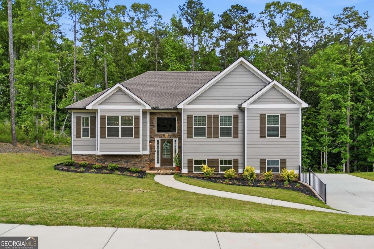 6030 Crowley Drive Douglasville - main photo