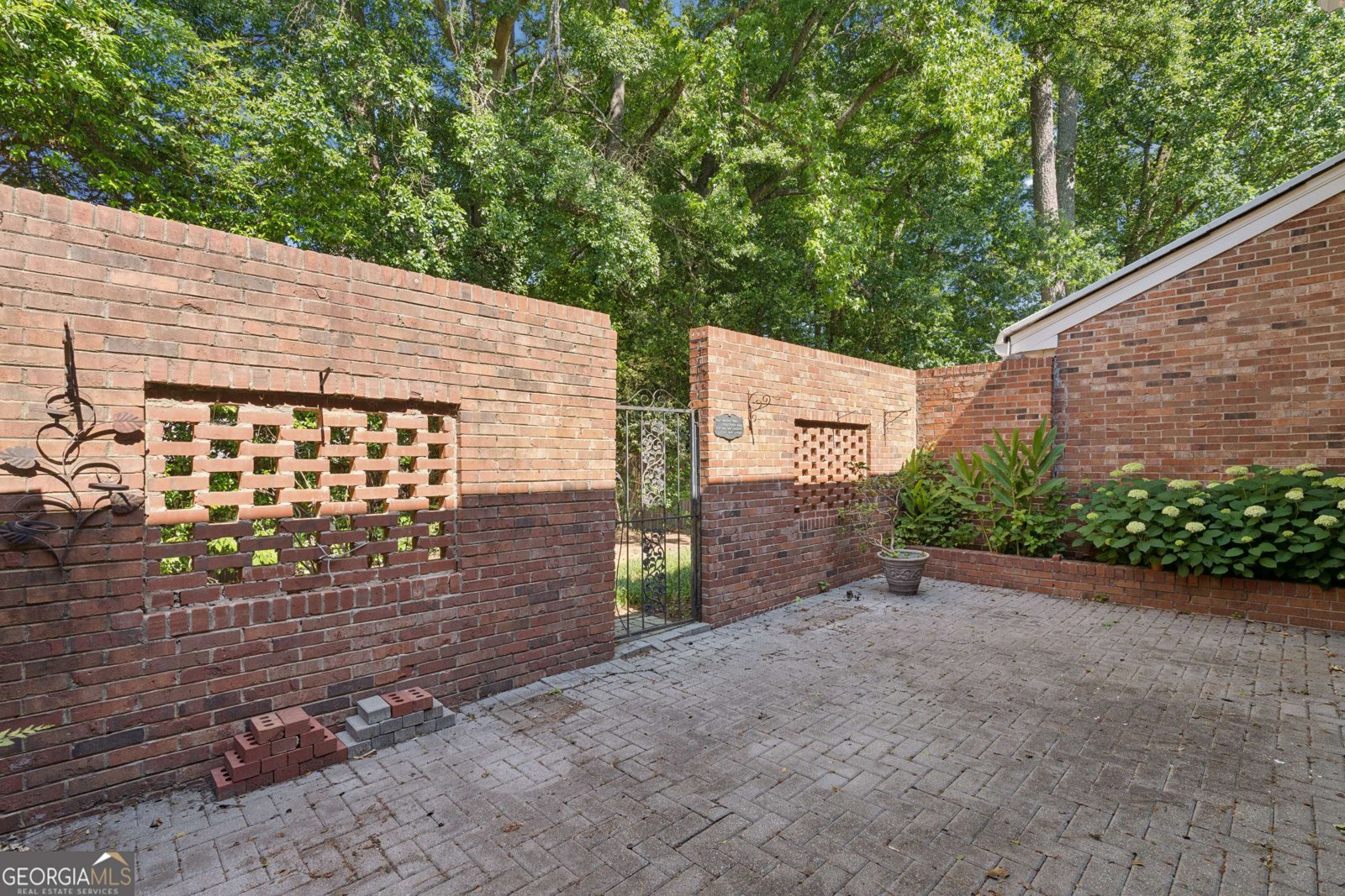 1634 Executive Park Lane Atlanta - Photo 29