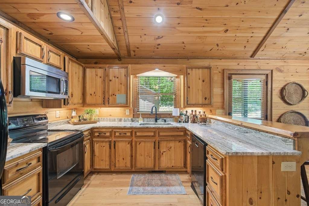 284 The Woods Road Mineral Bluff - Photo 16