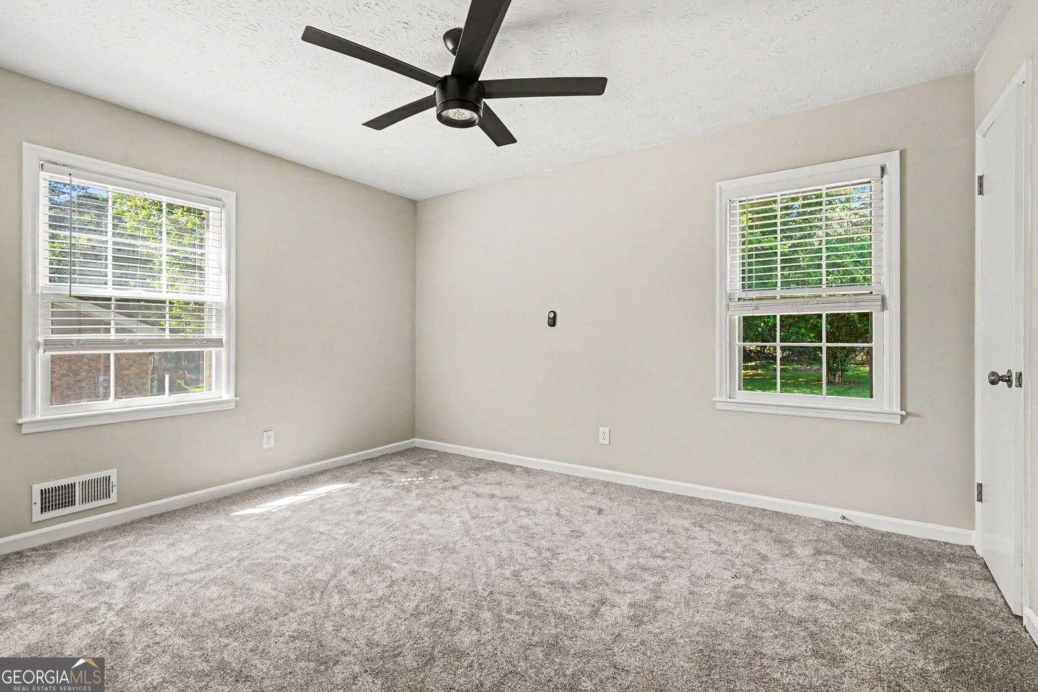 1697 Fremont Drive Stone Mountain - Photo 18
