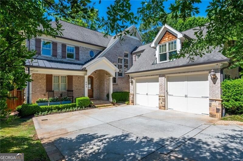 664 Cumberland Circle Atlanta - main photo