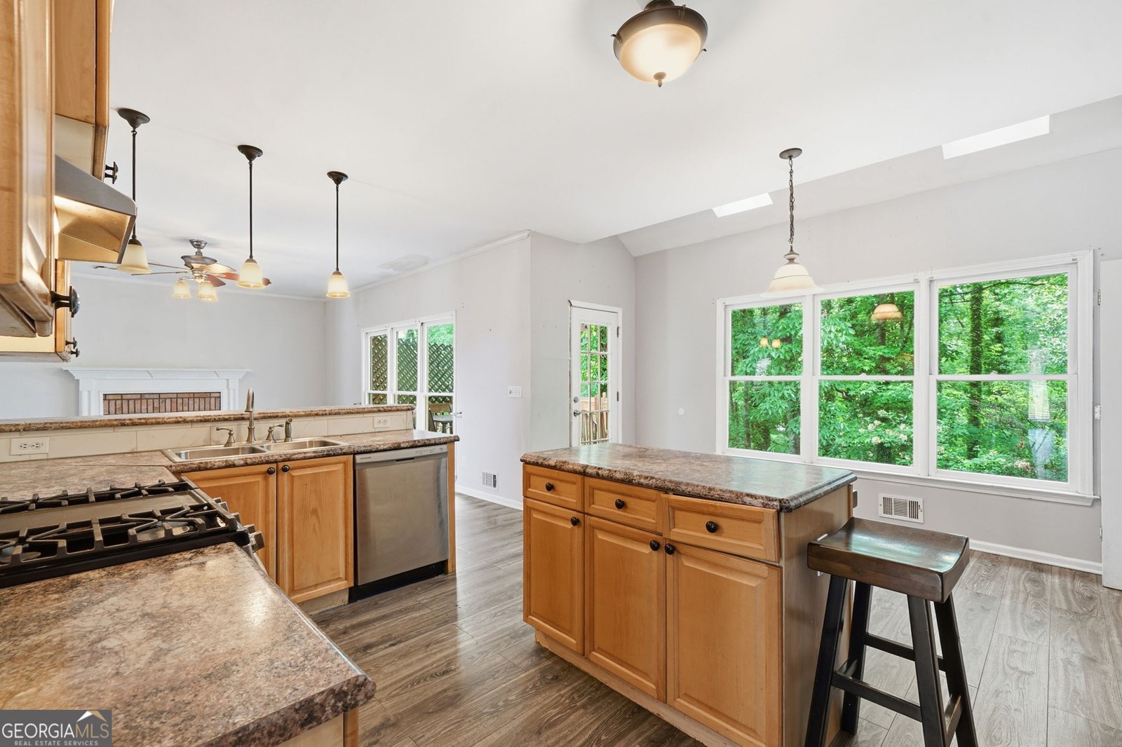 705 Ambur Cove Way Lawrenceville - Photo 6
