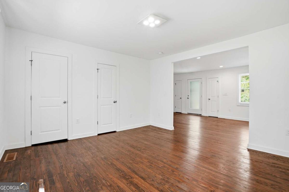 439 Oak Drive Stone Mountain - Photo 8