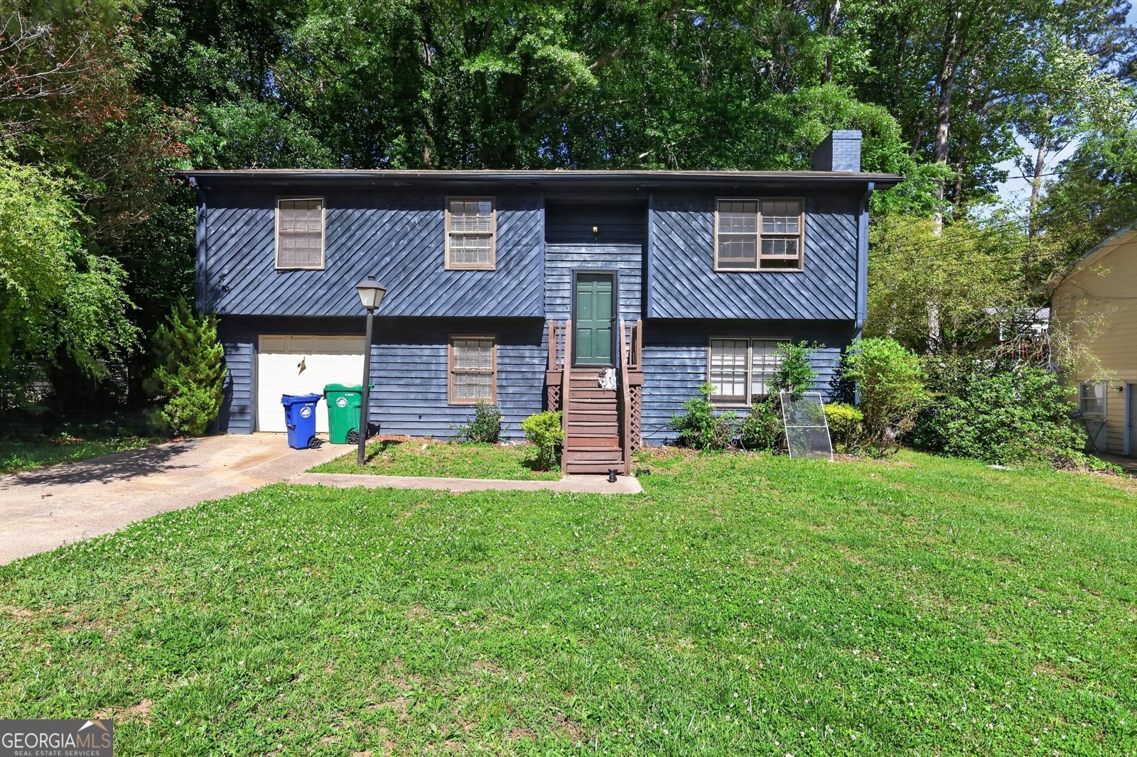 2128 Tiffany Lane Lithonia - main photo