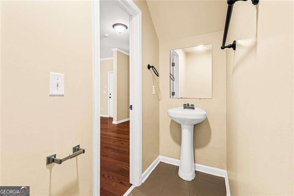 321 Village Drive Loganville - Photo 13