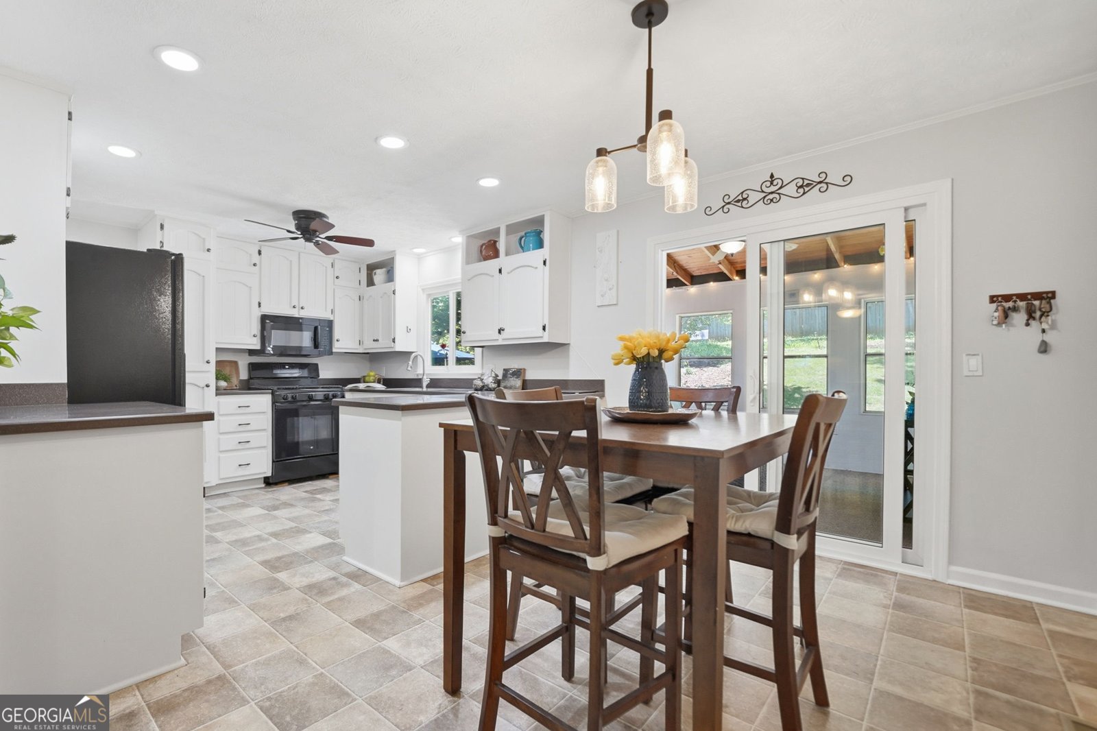 530 Woodline Court Roswell - Photo 11