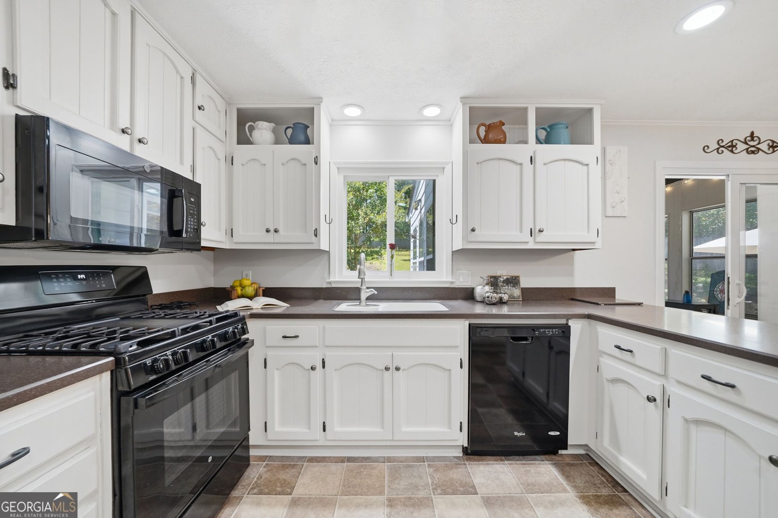 530 Woodline Court Roswell - Photo 13