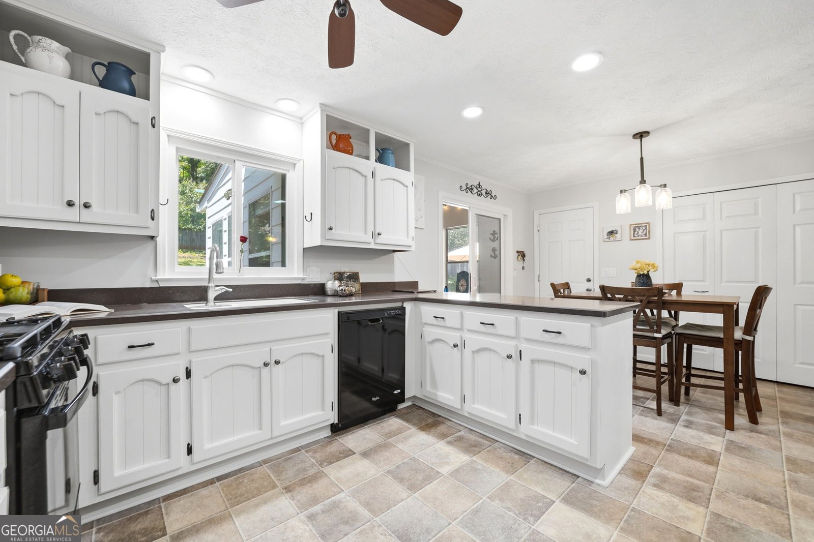 530 Woodline Court Roswell - Photo 15