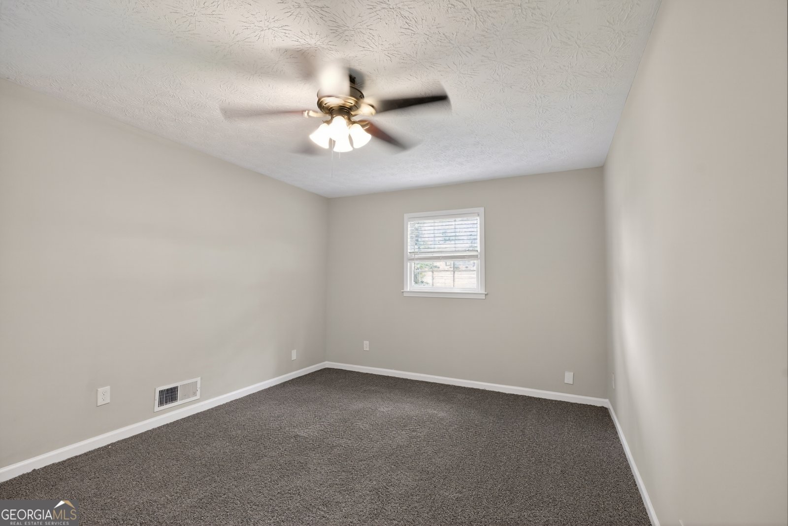 1991 North Road Snellville - Photo 12