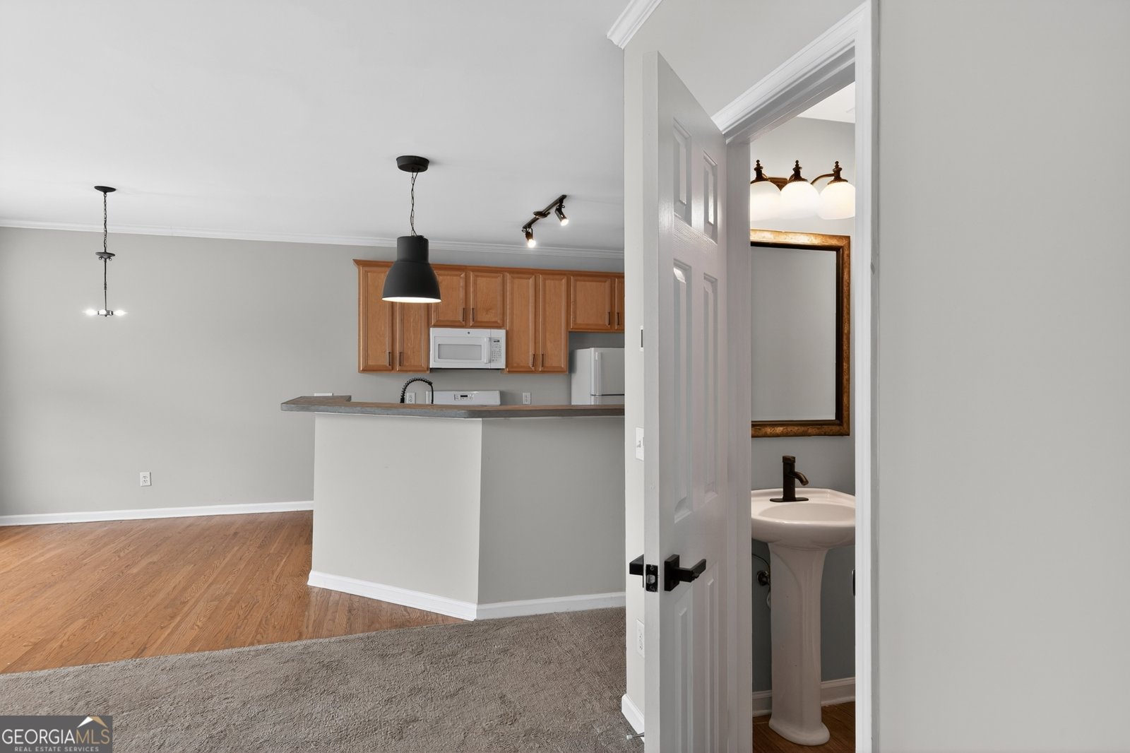 783 Gardenside Circle Marietta - Photo 14
