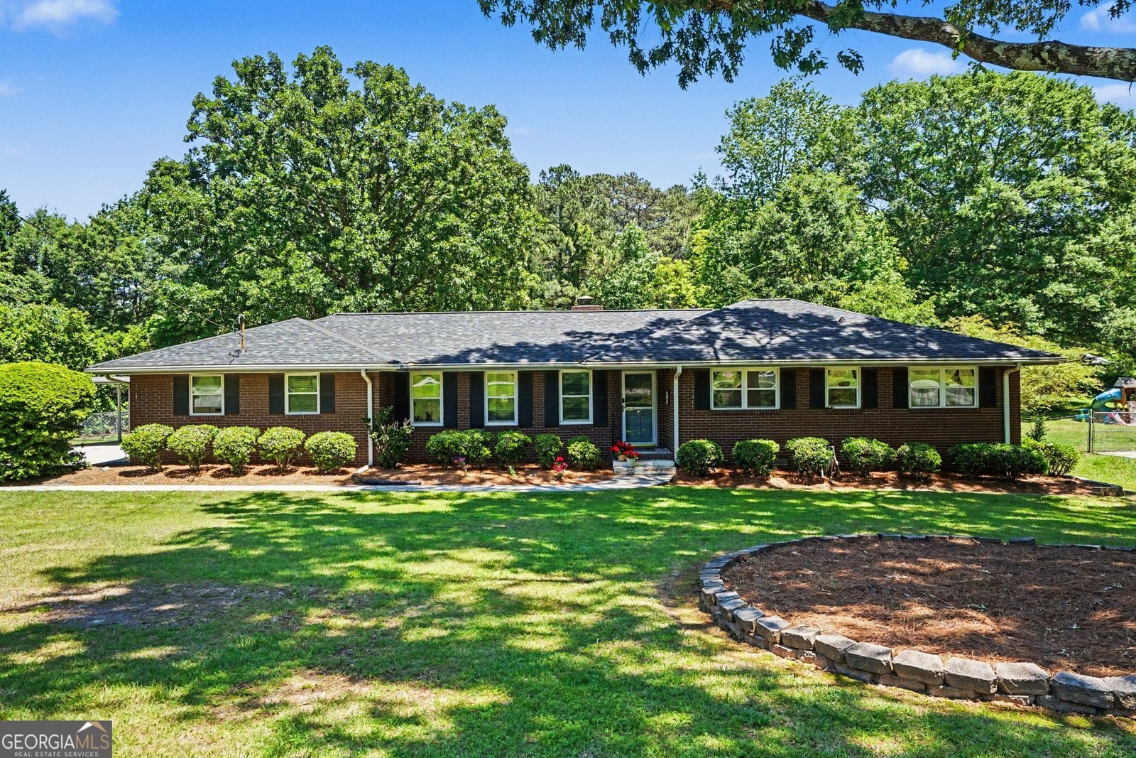 2122 Timber Lane Snellville - main photo