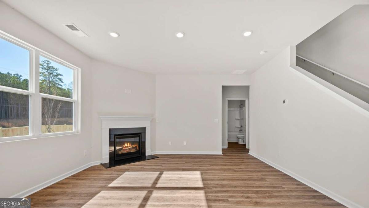 504 Whitman Lane Stockbridge - Photo 12