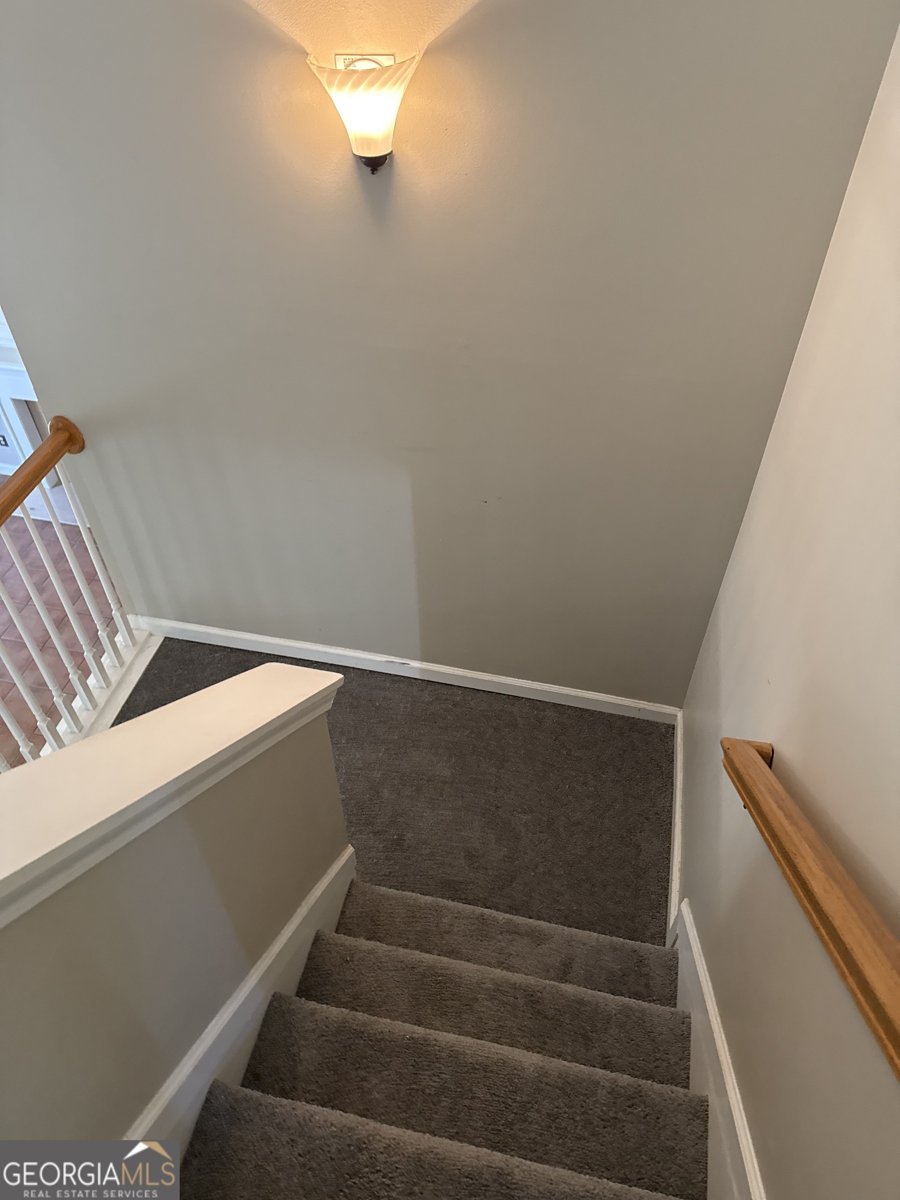 409 Heathcliff Court McDonough - Photo 10