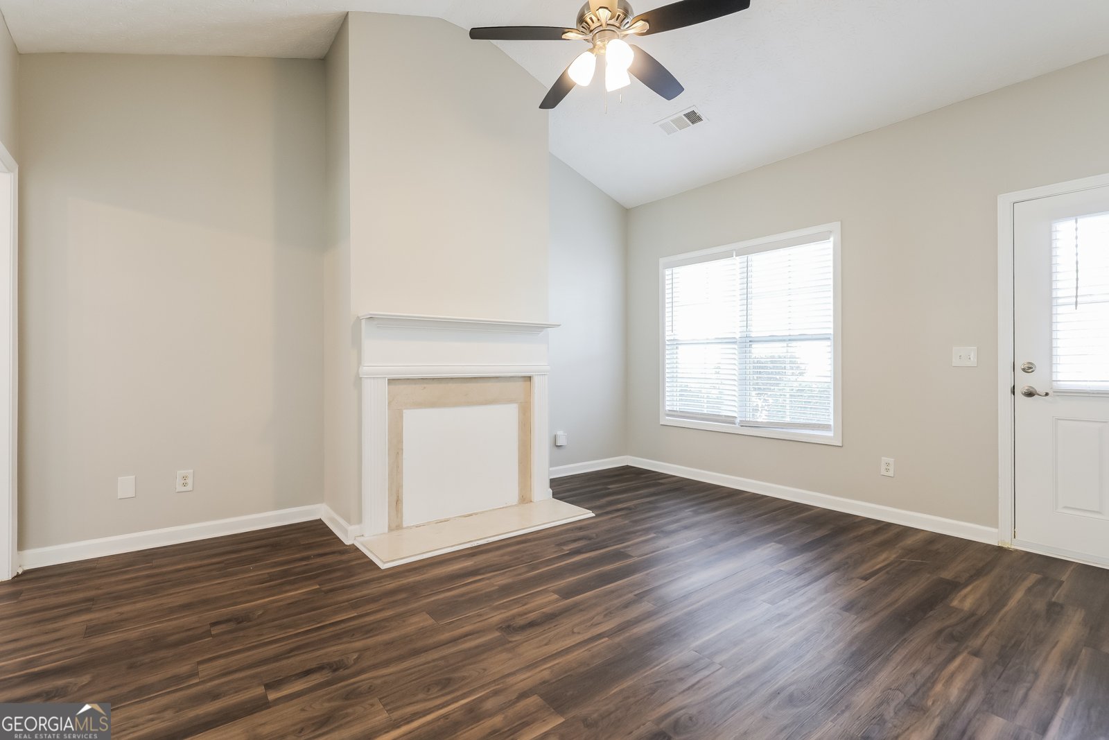 2268 Addison Park Riverdale - Photo 11