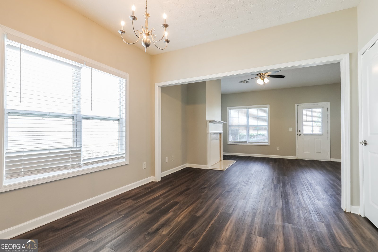 2268 Addison Park Riverdale - Photo 13