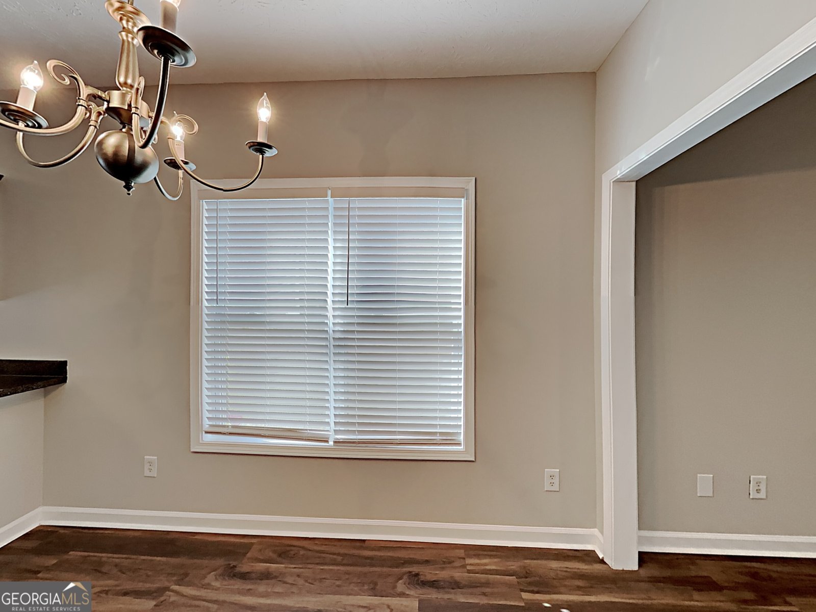 2268 Addison Park Riverdale - Photo 14