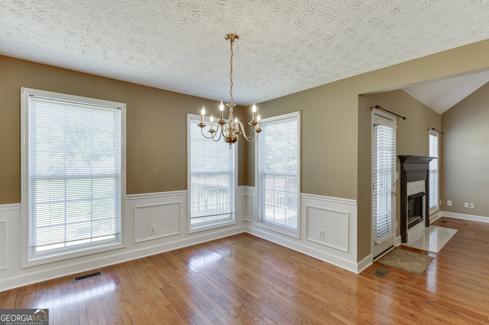 5972 River Oaks Drive Flowery Branch - Photo 11