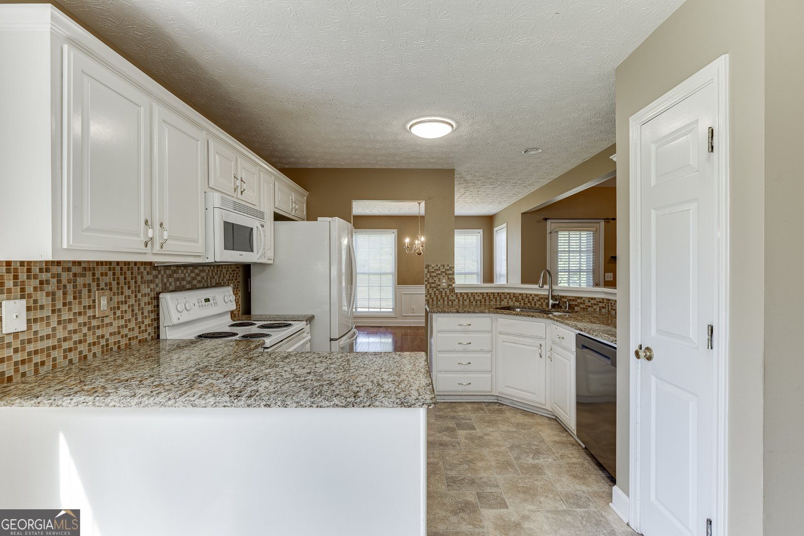 5972 River Oaks Drive Flowery Branch - Photo 15