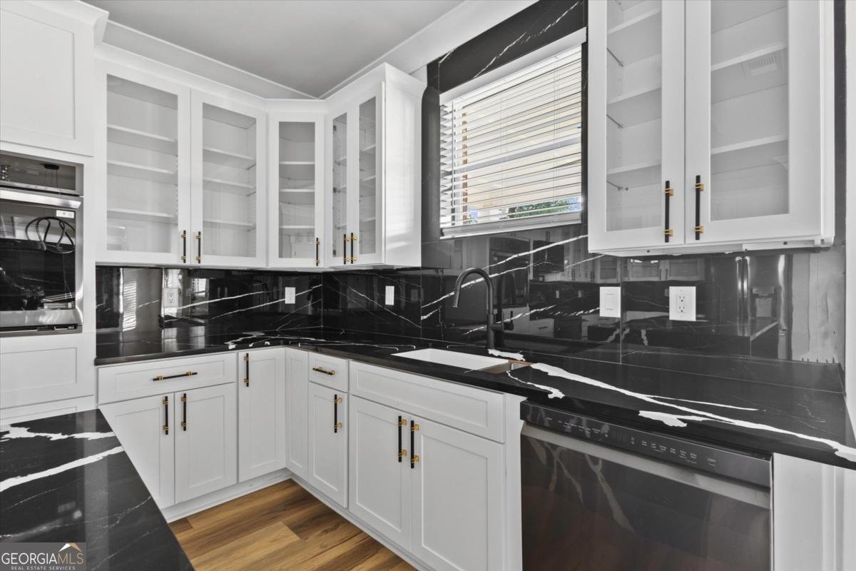 392 Price Place Norcross - Photo 15