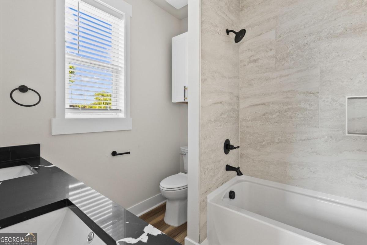 392 Price Place Norcross - Photo 16