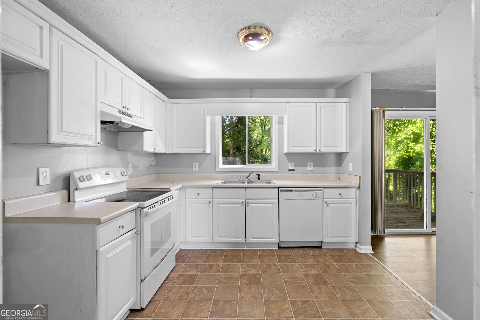 1197 Wynbrook Road Marietta - Photo 8