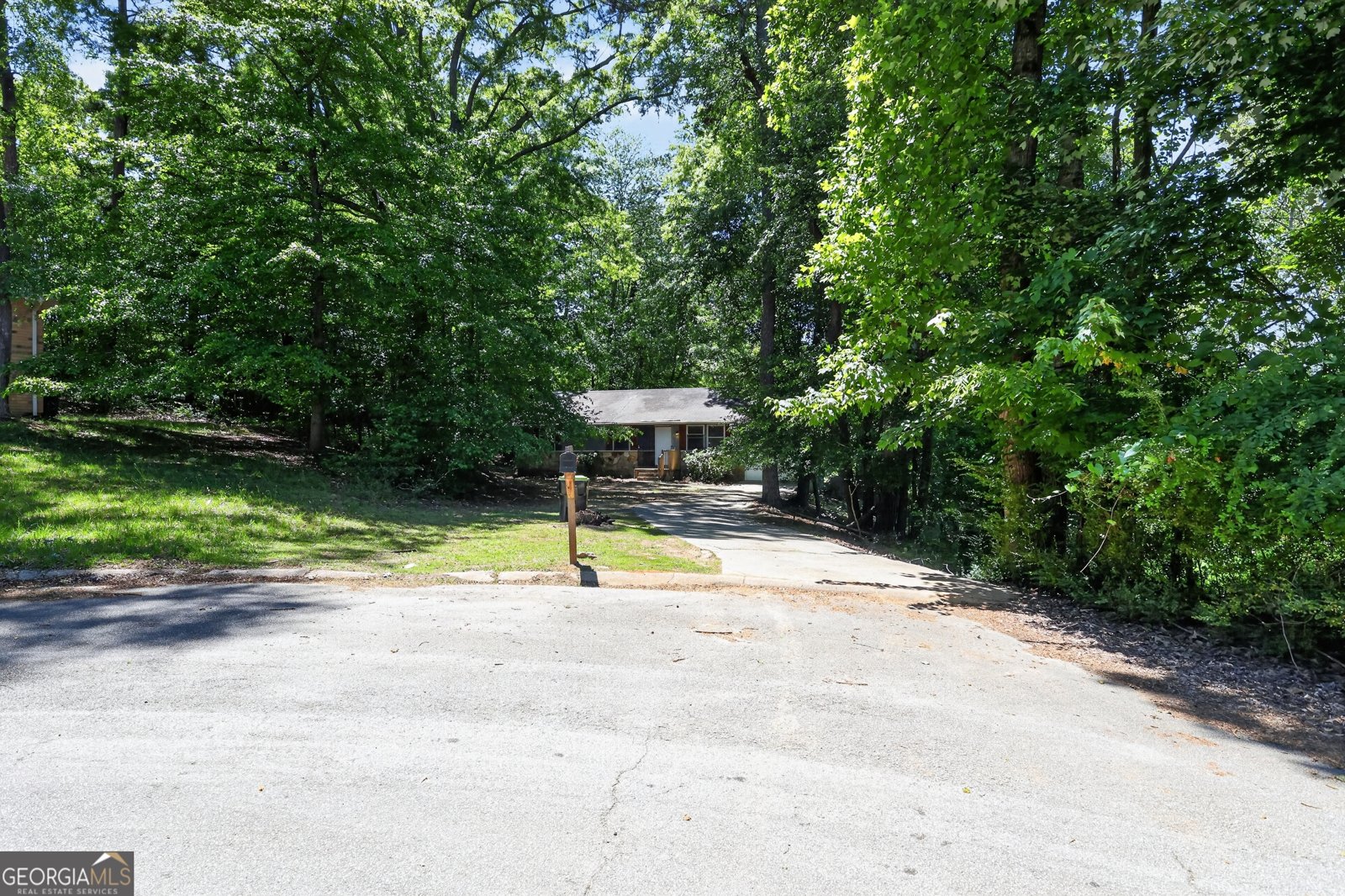 8997 Norwalk Court Jonesboro - Photo 6