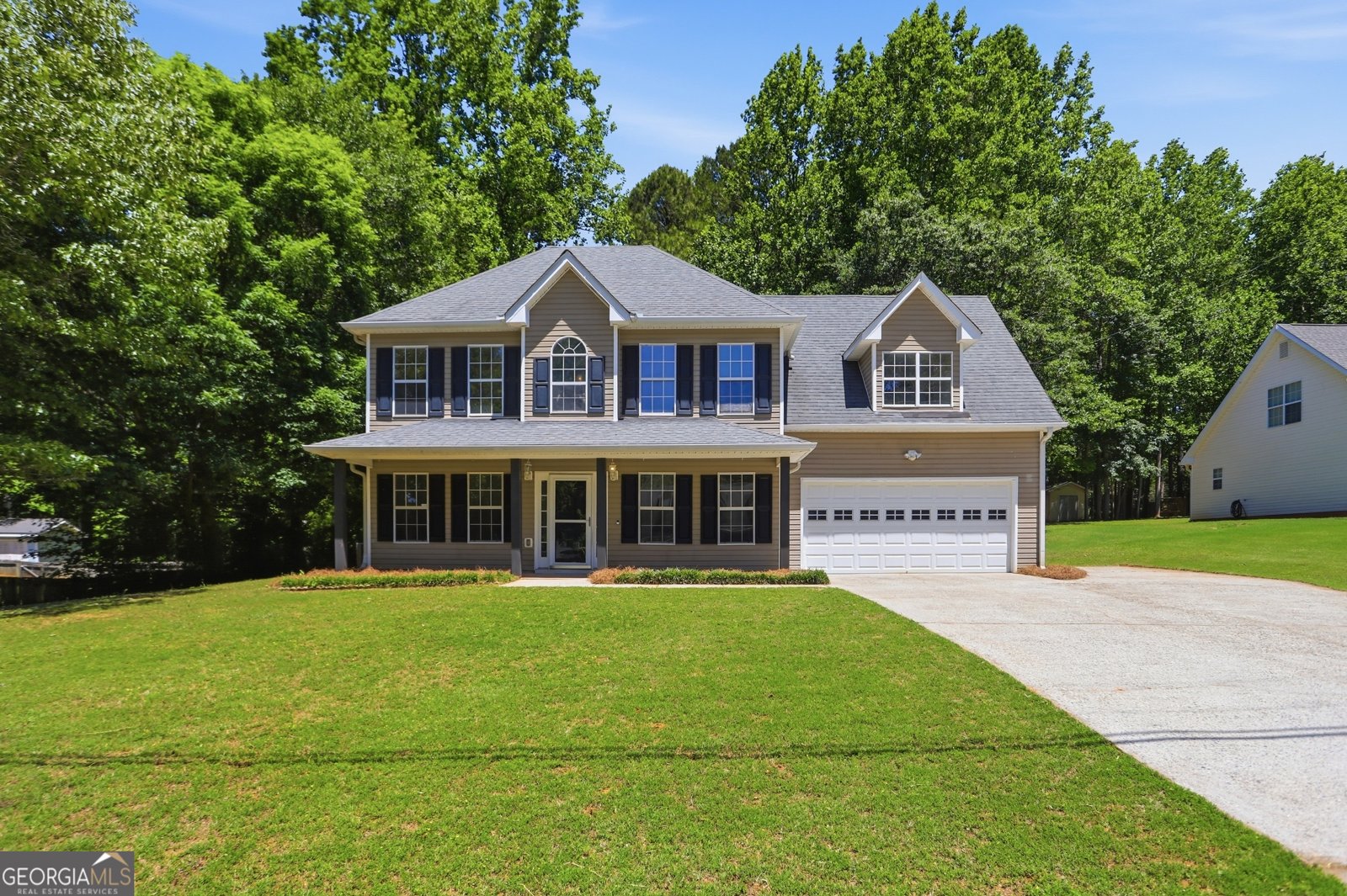 7318 Coral Lake Drive Flowery Branch - main photo