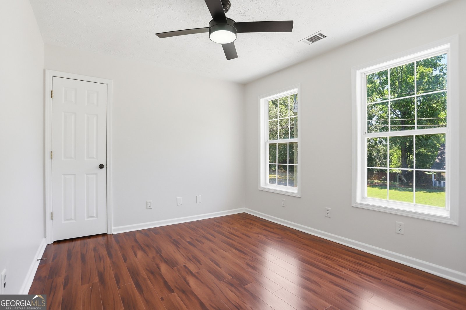7318 Coral Lake Drive Flowery Branch - Photo 10