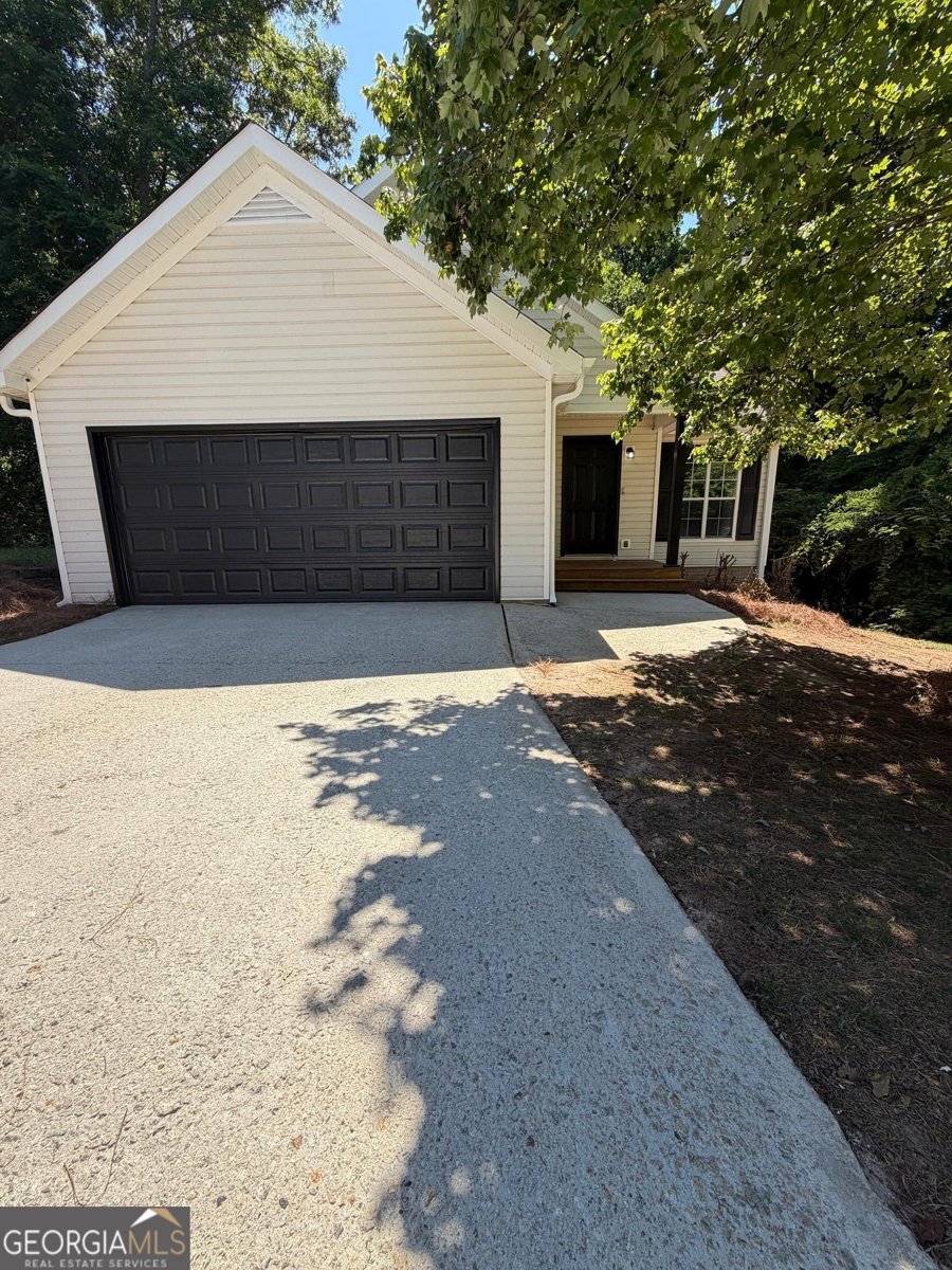 930 Sweetwater Way McDonough - main photo