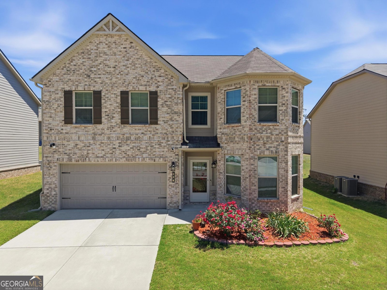 684 Lakehaven Lane Loganville - main photo