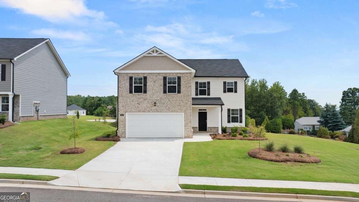 100 White Spruce Way Newnan - main photo
