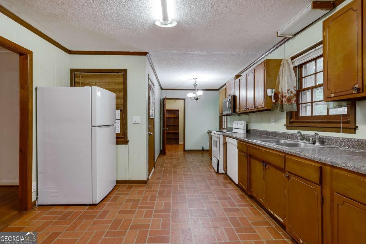 135 Cavalier Court Athens - Photo 18
